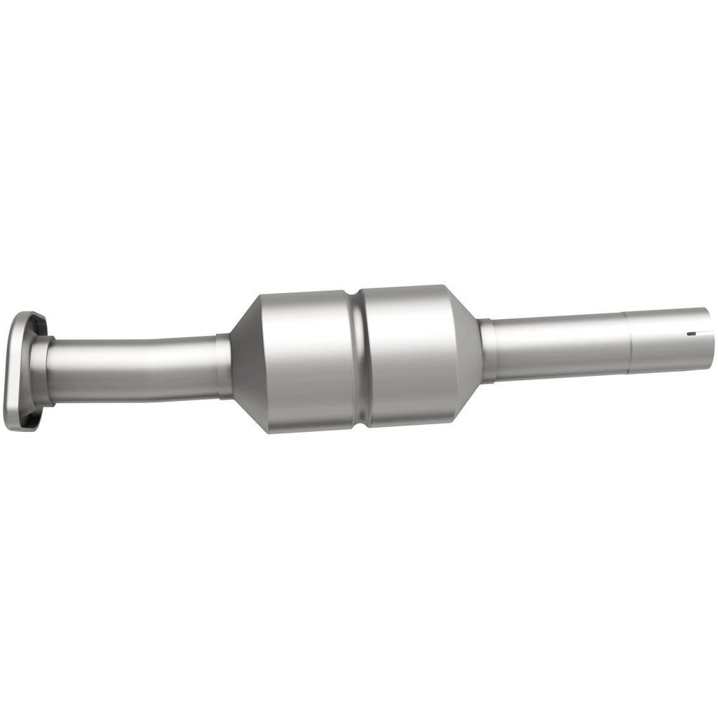 Magnaflow 04-07 Toyota Highlander 3.3L Direct Fit Converter (5592907)