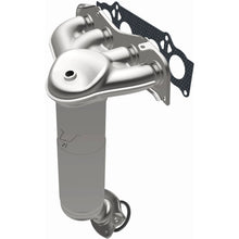 Load image into Gallery viewer, MagnaFlow Exhaust Products 2003-2011 Toyota Camry 2.4L California Grade CARB Compliant Direct-Fit Manifold Catalytic Converter (5631373)