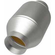 Load image into Gallery viewer, MagnaFlow Conv Univ 5inch Spun Met. 2.75inch C/C (59558)
