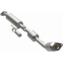Load image into Gallery viewer, MagnaFlow Exhaust Products 2018-2021 Toyota C-HR 2.0L California Grade CARB Compliant Direct-Fit Catalytic Converter (6511112)