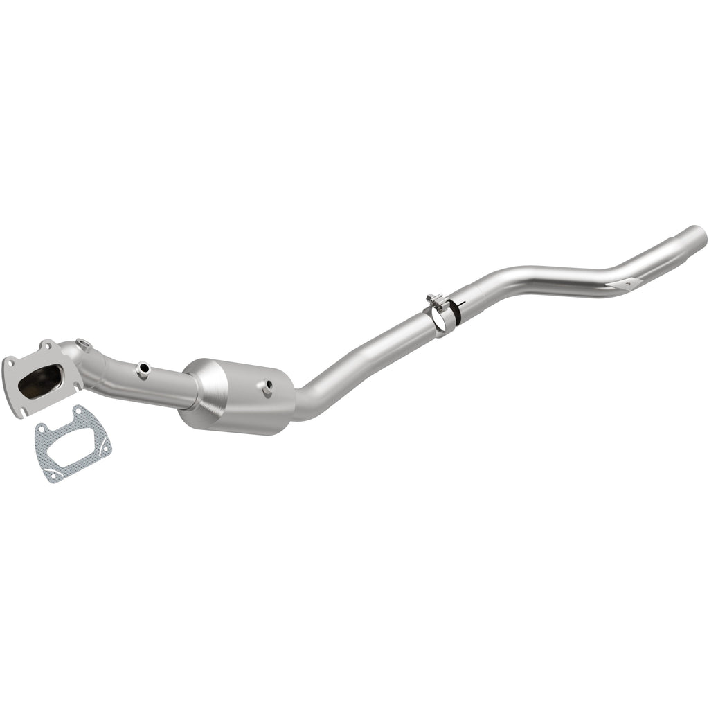 MagnaFlow Exhaust Products California Grade CARB Compliant Direct-Fit Catalytic Converter (6561141)