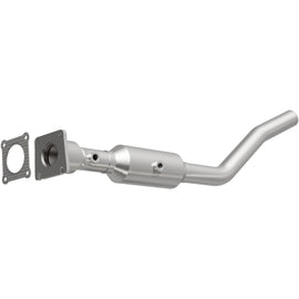 MagnaFlow Exhaust Products California Grade CARB Compliant Direct-Fit Catalytic Converter (6561192)