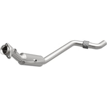 Load image into Gallery viewer, MagnaFlow Exhaust Products 2015-2017 Ford Mustang 3.7L California Grade CARB Compliant Direct-Fit Catalytic Converter (6561472)