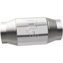 Load image into Gallery viewer, Magnaflow Premium High Flow Metallic Converter 4in OD - 3in In / 3in Out (69009)