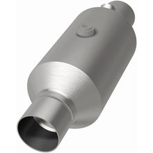 Load image into Gallery viewer, Magnaflow 2.50 w/dual O2 5in. Spun Universal Converter (79316)