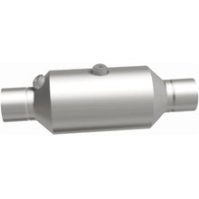 Load image into Gallery viewer, Magnaflow 2.50 w/dual O2 5in. Spun Universal Converter (79316)