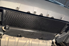 Load image into Gallery viewer, CSF Cooling - Racing &amp; High Performance Division BMW G2X M340i/M440i &amp; G42 M240i High-Performance Engine Oil Cooler (8372)