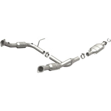 Load image into Gallery viewer, MagnaFlow Conv DF Explorer 02-04 4.6L (93108)