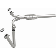Load image into Gallery viewer, MagnaFlow Conv DF Chevrolet/GMC 1500 1/2 Ton (93109)