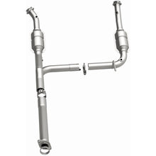 Load image into Gallery viewer, MagnaFlow Conv. DF 3/04-05 Ford Explorer 4.0L / 3/04-05 Mercury Mountaineer Y-Pipe Assembly (93111)