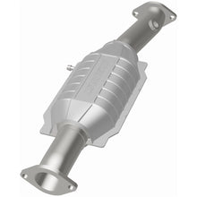 Load image into Gallery viewer, MagnaFlow Conv DF 96-98 Mazda MPV 3.0L 49S (93143)