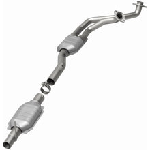 Load image into Gallery viewer, MagnaFlow Conv DF 96 Ford F-150 4.9L I-6 (93190)