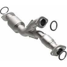 Load image into Gallery viewer, MagnaFlow Conv DF 93-97 Lexus GS300 / 92-98 SC300 3.0L Front (93351)