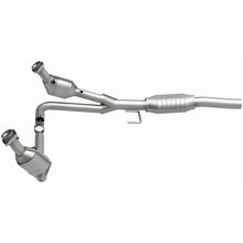 Load image into Gallery viewer, MagnaFlow Conv DF 00-03 Dakota 3.9L 2WD CA em (93414)