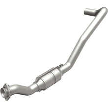 Load image into Gallery viewer, MagnaFlow Conv DF 04-05 Dodge RAM 1500 Pickup 3.7L (Inc 4WD 4.7L) D/S (93417)