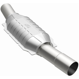 MagnaFlow Conv DF GM 25inch x 7inch x 4inch 2.5/2.5inch (93432)