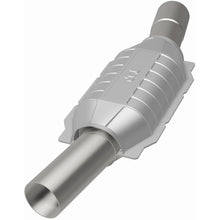 Load image into Gallery viewer, MagnaFlow Conv DF GM 25inch x 7inch x 4inch 2.5/2.5inch (93432)