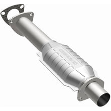 Load image into Gallery viewer, MagnaFlow Conv DF 95-98 GM S10 Pickup 4.3L (93483)