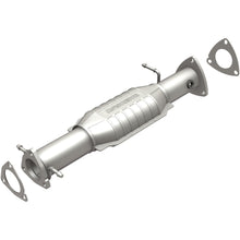 Load image into Gallery viewer, MagnaFlow Conv DF 96-97 GM S10 Pickup 4.3L (93484)