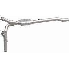 Load image into Gallery viewer, MagnaFlow Conv DF 02-03 Dodge Ram 1500 Pickup 4.7L 4WD (93616)