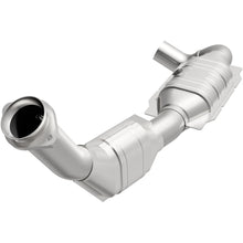 Load image into Gallery viewer, MagnaFlow Conv DF 01 Ford Trucks 4.6L (93628)