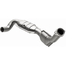 Load image into Gallery viewer, MagnaFlow Conv DF 01 Ford Trucks 4.6L (93628)