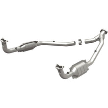 Load image into Gallery viewer, MagnaFlow Conv DF 97 Land Rover Defender 90 4.0L Y-Pipe Assy / 96-99 Discovery 4.0L Y-Pipe Assy (93690)