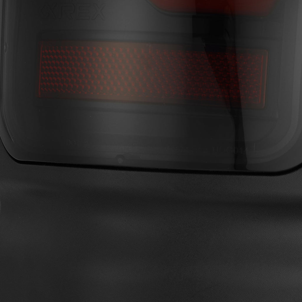 94-01 Dodge Ram 1500/94-02 Ram 2500/3500 LUXX-Series LED Tail Lights Black Red