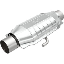 Load image into Gallery viewer, MagnaFlow Conv Univ 2.5 W/Air FED (94016)