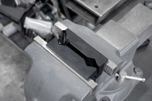 Load image into Gallery viewer, HPS AN Fitting Vise Jaws Black (ANV400)