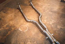Load image into Gallery viewer, Valvetronic Designs 2011-2016 BMW F10 M5 4.4L Catback T304 Stainless Steel Forged Carbon 3.5 Inch Outlet Tips (BMW.F10.M5.VSES.BR.FC)