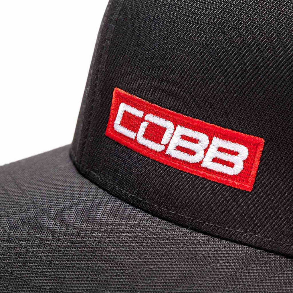 COBB Flexfit Ultrafibre / Airmesh Cap Red Bar - L/XL (CO-Cap-Ultra-Red-Bar-L-XL)