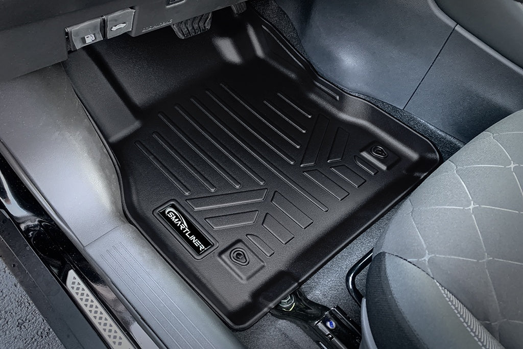 SMARTLINER Custom Fit Floor Mats 1st Row Liner Set Black Compatible With 2018-2023 Nissan Kicks (SA0376)