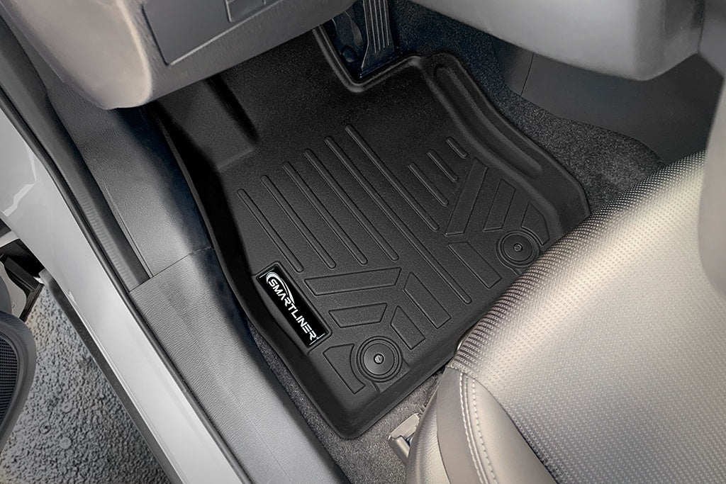 SMARTLINER Custom Fit Floor Mats 1st Row Liner Set Black Compatible With 2016-2021 Mazda CX-3 (SA0269)
