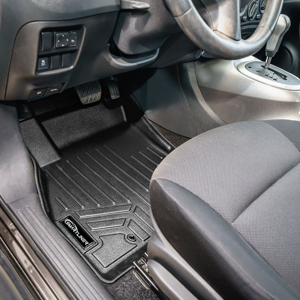 SMARTLINER Custom Fit All Weather Protection Black 1st Row Liners Compatible With 2011-2017 Nissan Juke (SA0432)