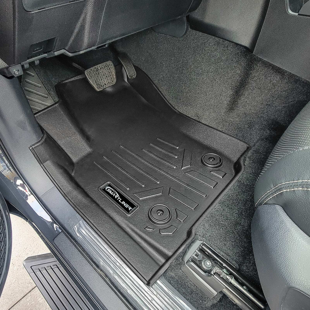 SMARTLINER Custom Fit All Weather Protection Black 1st Row Liners Compatible With 2024-2025 Toyota Tacoma (SA0743)
