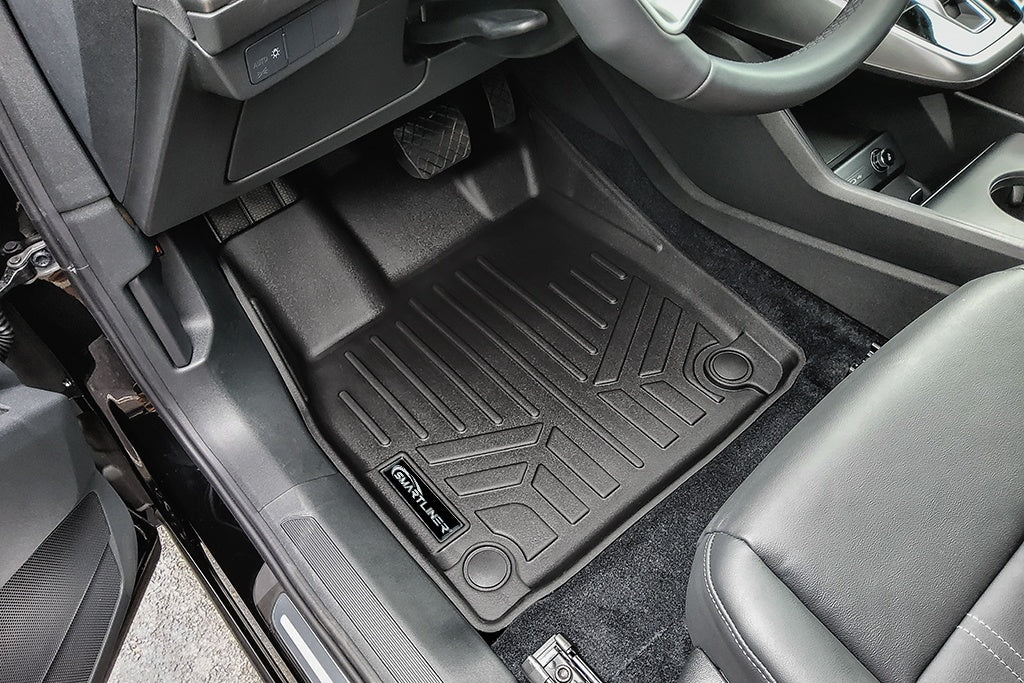 SMARTLINER Custom Fit All Weather Protection Black 2 Row Floor Liners Compatible With 2022-2024 Audi Q4 Sportback e-tron (SA0650/B0650-N1)