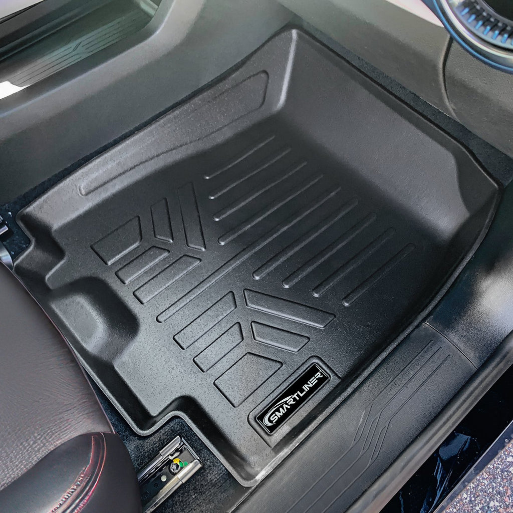 SMARTLINER Custom Fit All Weather Protection Black 1st Row Liners Compatible With 2024-2025 Chevrolet Equinox EV (SA0754)