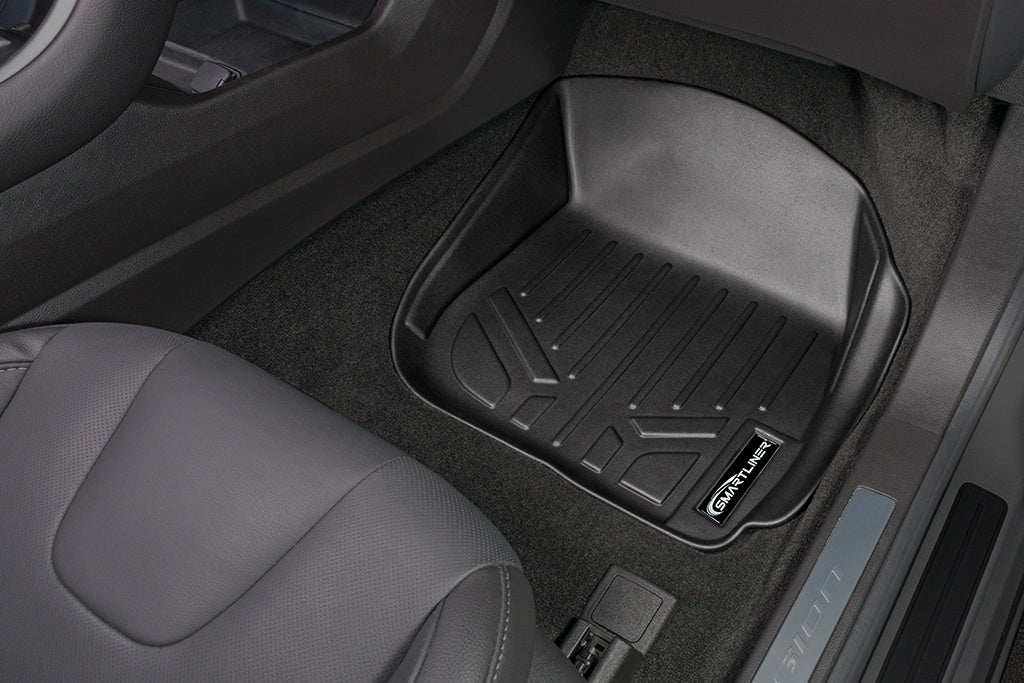 SMARTLINER Custom Fit Floor Mats 1st Row Liner Set Black Compatible With 2013-2016 Ford Fusion / Lincoln MKZ (SA0133)
