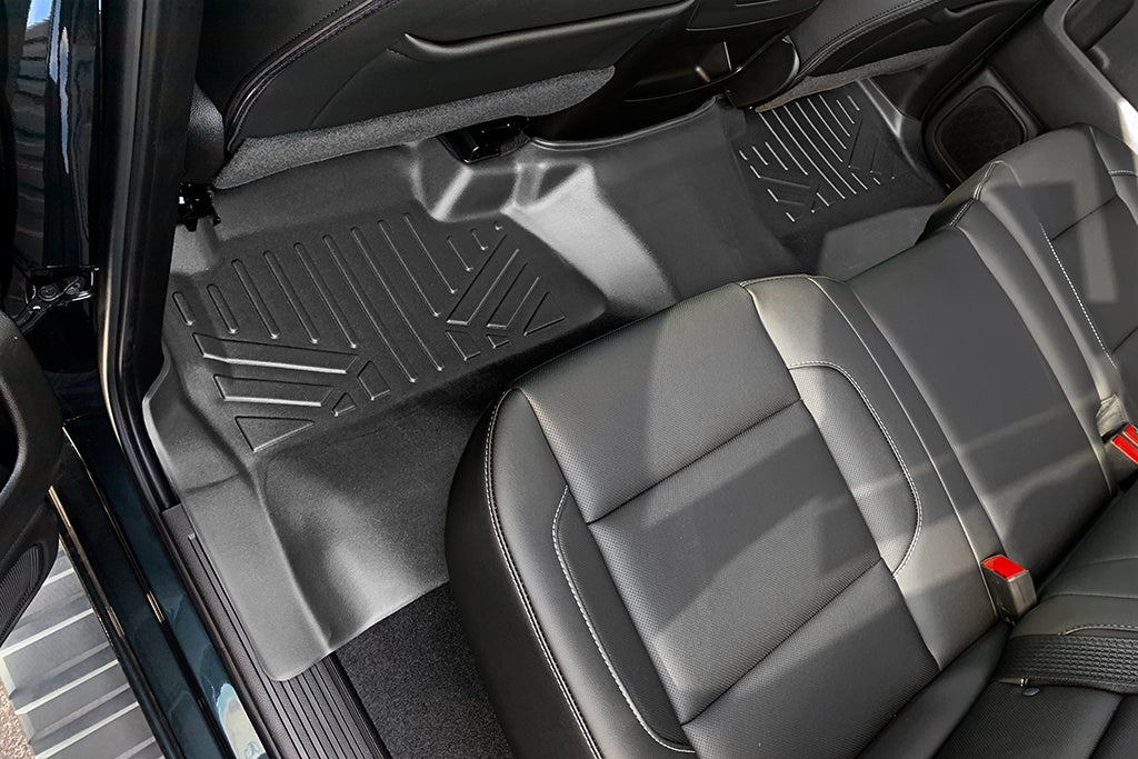 SMARTLINER Custom Fit Floor Mats 2nd Row Liner Black Compatible With Crew Cab 2014-2018 Silverado/Sierra 1500 - 2015-2019 2500/3500 HD (SB0382)