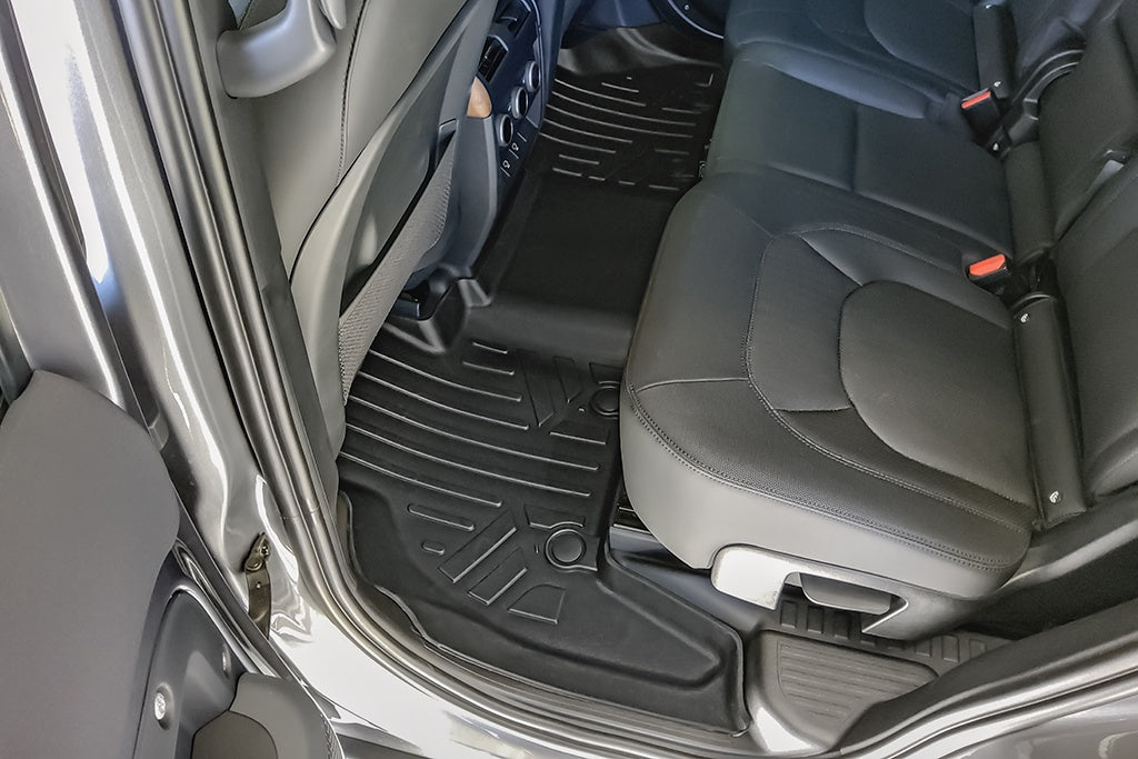 SMARTLINER All Weather Custom Fit 2 Row Floor Mat Liner Set Compatible With 2020-2023 Range Rover Defender 110 (SA0564/B0629)