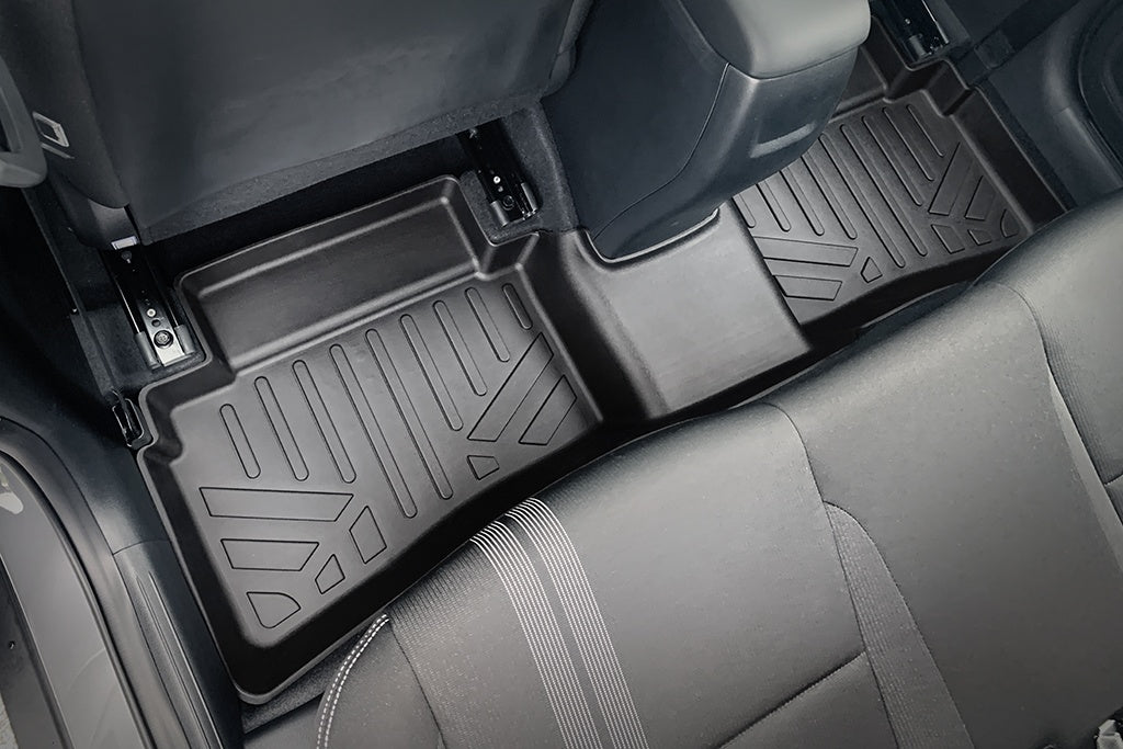 SMARTLINER All Weather Custom Fit Floor Mats 2nd Row Liner Black Compatible With 2020-2024 Hyundai Venue (SB0492)