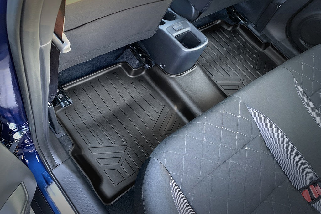 SMARTLINER Custom Fit Floor Mats 2 Row Liner Set Black Compatible With 2018-2023 Nissan Kicks (SA0376/B0376)