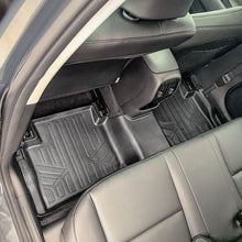 Load image into Gallery viewer, SMARTLINER All Weather Protection Custom Fit Black 2nd Row Floor Mat Liner Set Compatible With 2024-2025 Hyundai Kona (SB0725)