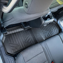Load image into Gallery viewer, SMARTLINER Custom Fit All Weather Floor Mats 2nd Row Liner Black Compatible with 2024-2025 Chevrolet Traverse (SB0757)