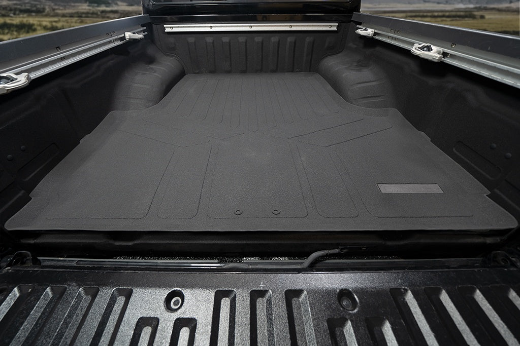 SMARTLINER All Weather Custom Fit 5ft Rugged Rubber Bed Mat Compatible With 2004-2021 Nissan Frontier Only Fits Crew Cab Short Bed (K0121)