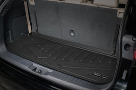 SMARTLINER Custom Cargo Trunk Liner Floor Mat Behind 3rd Row Black Compatible With 2020-2022 Highlander (SE0515)