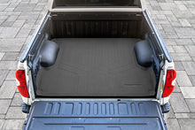Load image into Gallery viewer, SMARTLINER Custom Fit Floor Mats 2 Row Floor Liners &amp; Smart CoverageÃ¢â€žÂ¢ Truck Bed Liners Set Black for 2007-2011 Toyota Tundra CrewMax (SA0022/B0022/K0155)