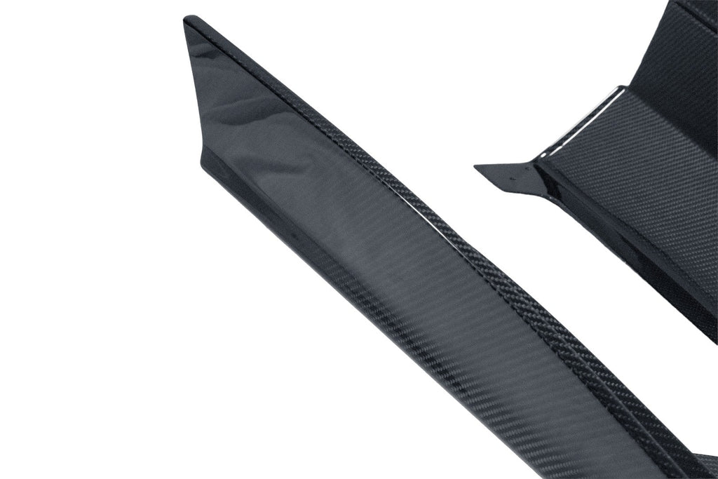 APR Performance Chevrolet Corvette C8 Z06/ E Ray/ ZR1 Carbon Fiber Side Rocker Extensions/ Side Skirts (FS-208806)