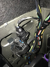 Load image into Gallery viewer, BMW Exhaust Valve/Flap Controller (BMW.EVFC)